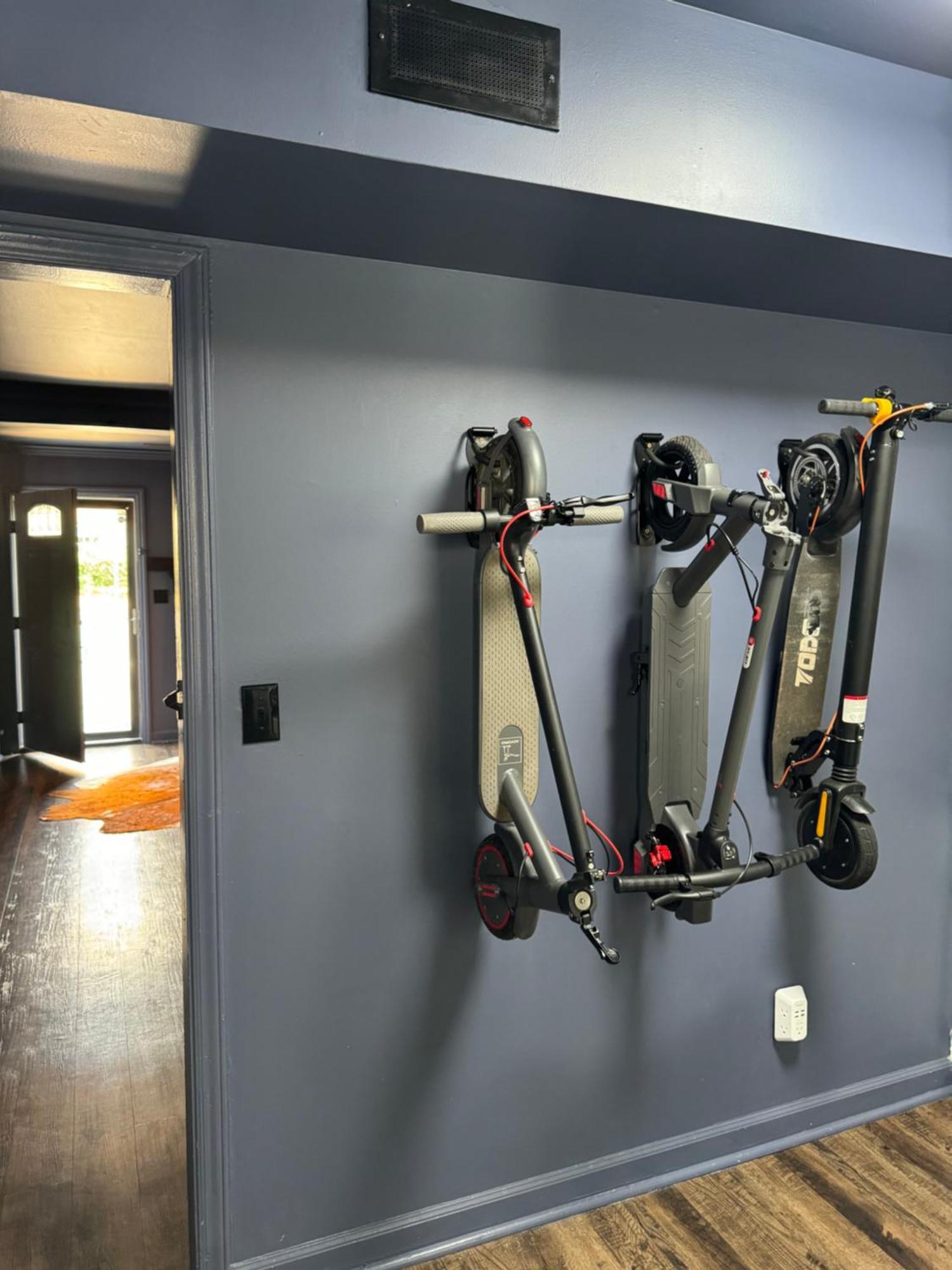Js Place 4 Scooters Included Charlotte Bagian luar foto